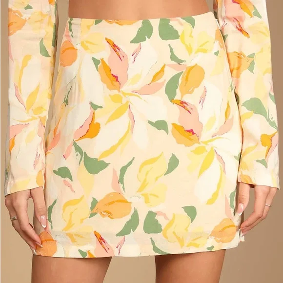 Rhythm Livin Ivy Floral Tie Front Crop Top & Mini Skirt Set XS 6 NWT - Picture 2 of 9